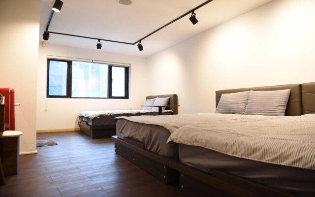 Namsan Forest Guesthouse