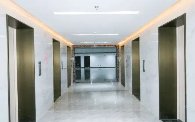 Kaibin International Hotel (Zhengzhou High-speed Railway Station)