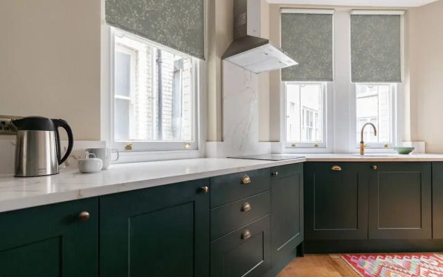 Great Russell Street by Onefinestay