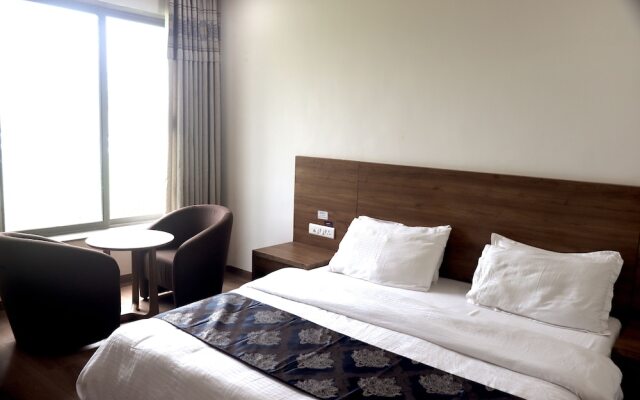 Heaven7 Hotel & Resort