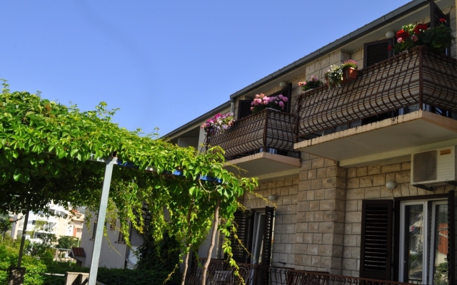 Room Ljuba - 130 meter from sea R7 Makarska, Riviera Makarska
