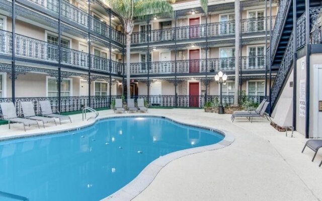 Plaza Suites Metairie
