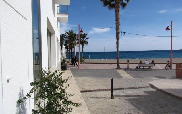 Hotel Alboran