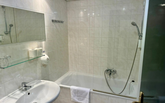A-Austerlitz Hotel