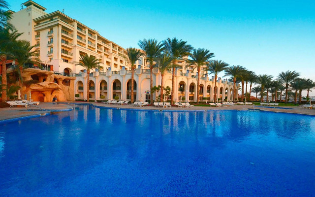 Stella Di Mare Beach Hotel & Spa