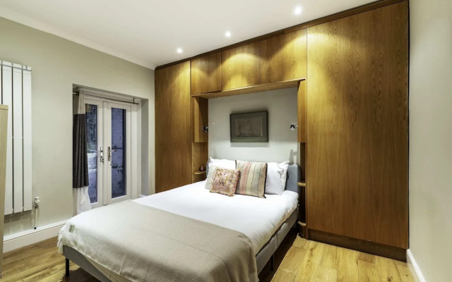 Stylish Kings Cross Apartment With Garden Retreat