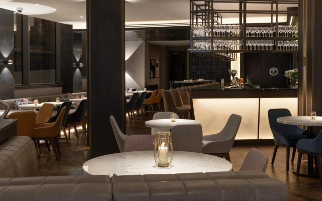 voco Edinburgh-Haymarket by IHG