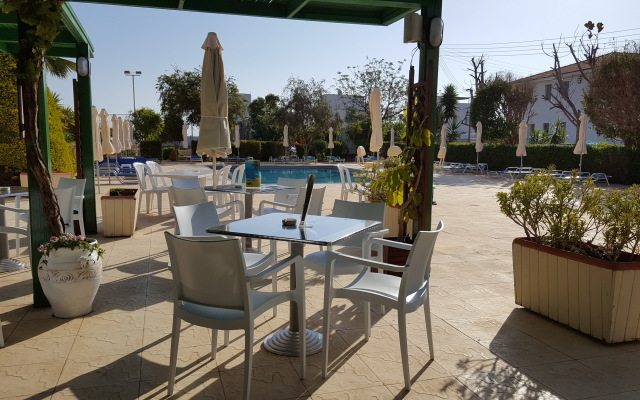 Mandalena Hotel Apartments