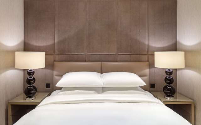 Radisson Blu Edwardian Bond Street Hotel, London