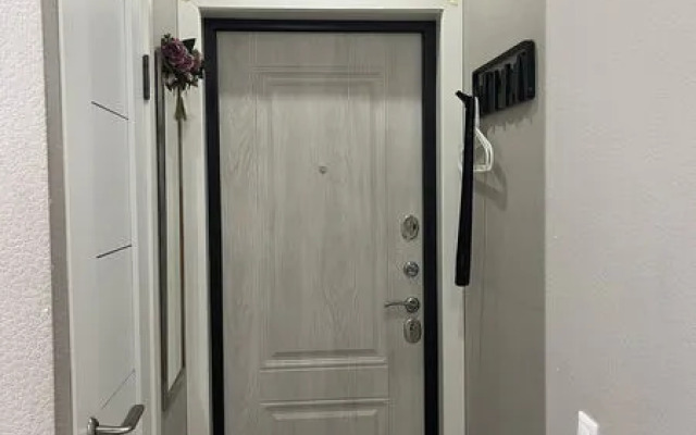 Хэппи Пипл на ул. Галины Вишневской, д. 5