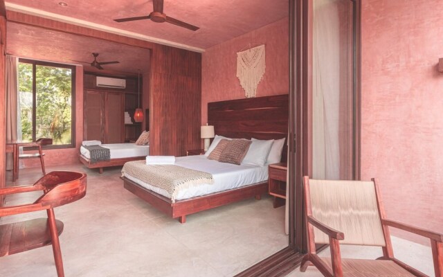Luxury Villa in Tulum -6 Bedrooms -multiple Pools