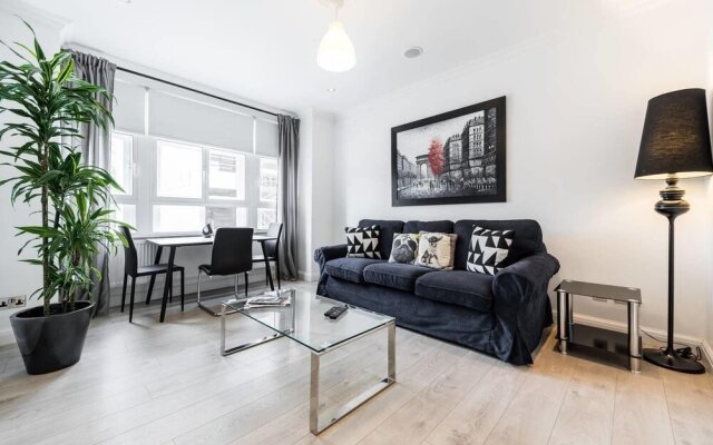 Central London Home by Oxford Street, 6 Guests