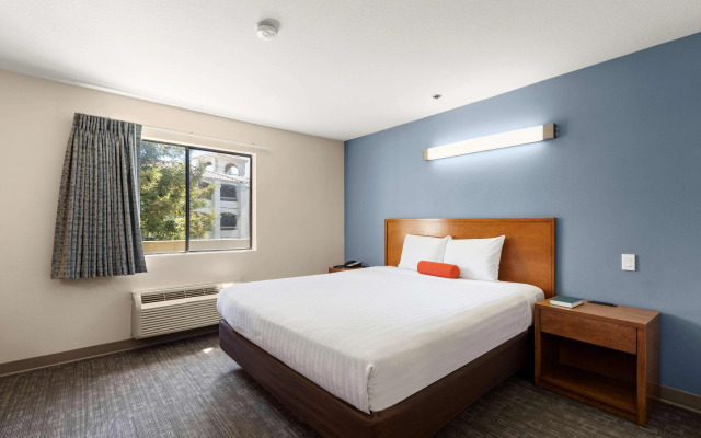 Good Nite Inn Fremont