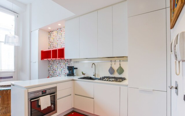 Battisti 31- Champagne Apartament