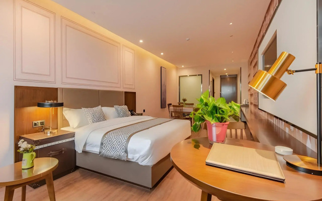 GME Hefei Qianshan North Road Phoenix City Hotel