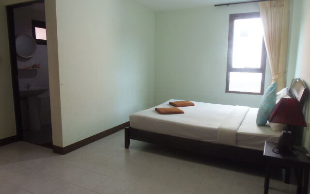 The Orange City Resort