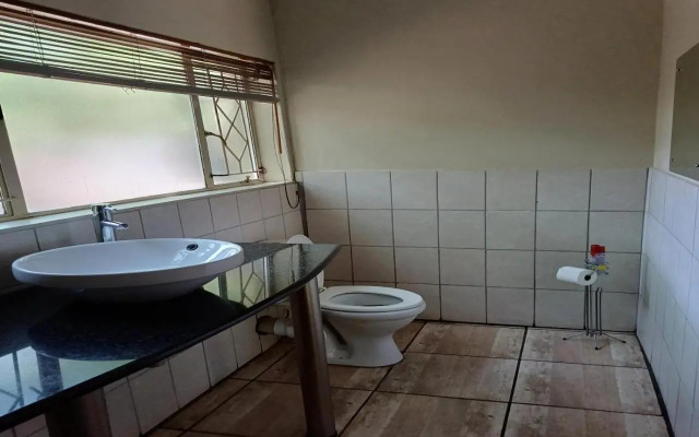 Palms Lodge