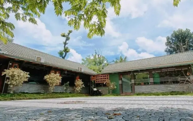 The Rain Tree Resort