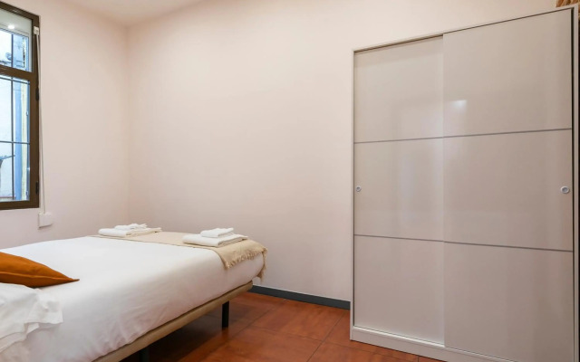 Homeabout Imperial Apartment