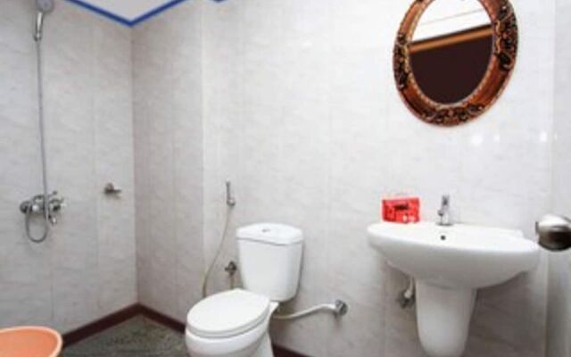 OYO 3974 Hotel Bcp Royal Residency