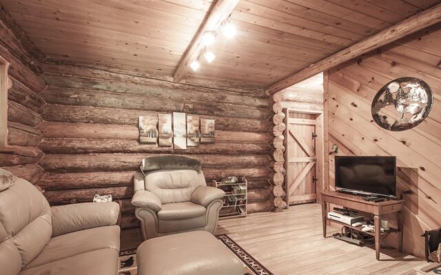 Whispering Winds Apartment 3 NW Comfy Cabins