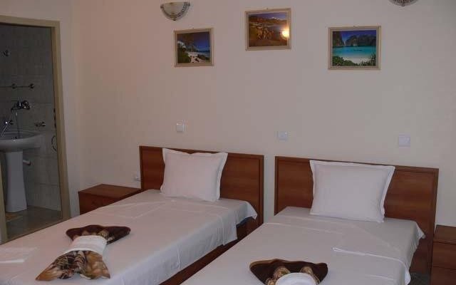 Versai Hotel