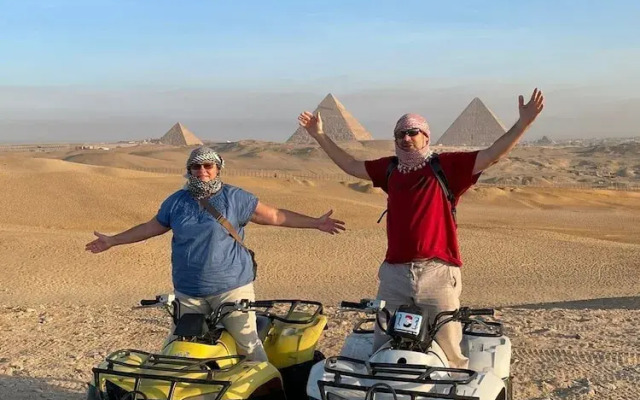 Osiris pyramids view inn
