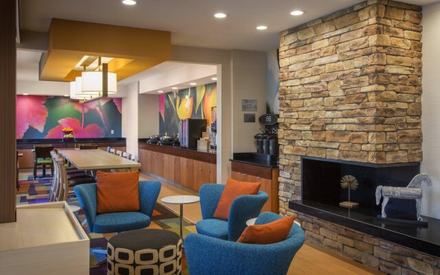 Fairfield Inn and Suites by Marriott Indianapolis Airport