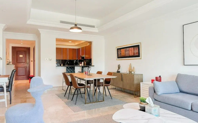 1BR North Residence with Beach Access