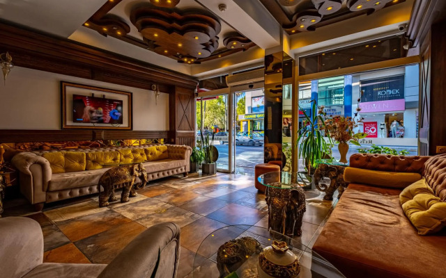 Reis Royal Hotel