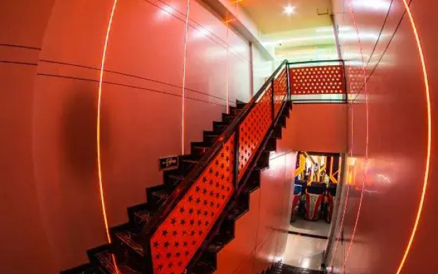 Jiaqi Electric Sports Hotel (Shenyang Baishan Road Branch)
