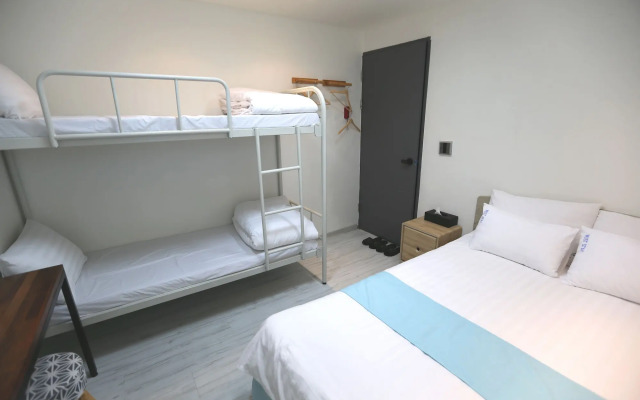 Must Stay Hotel Myeongdong