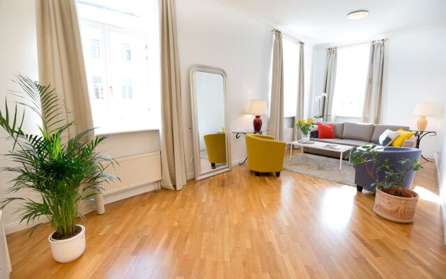 Vilnius Apartments & Suites - Town Hall