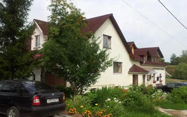 Surikov Guest House