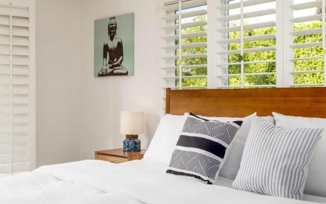 Modern Loma Vista