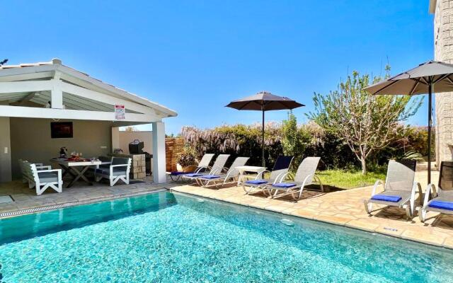 Beach Villa Heart House with private pool