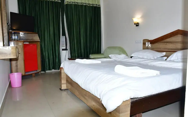 Hotel Tridev