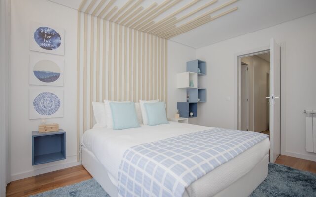 Liiiving- Luxury River View Apartment II