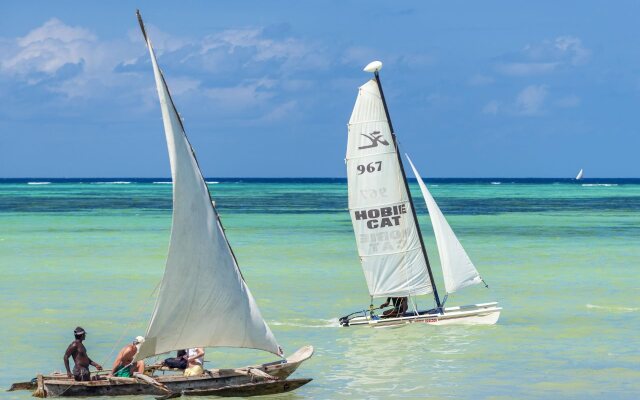 Diamonds Mapenzi Beach - Все включено