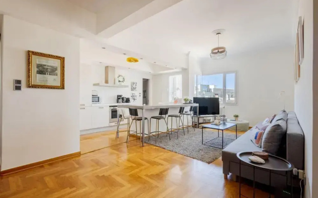 3 Bdrm Luxury Apt Incredible Acropolis View