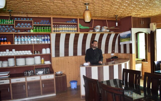 Divine inn sonmarg