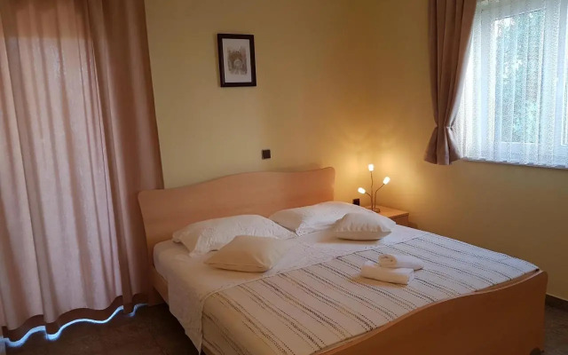 Cosy villa near the beach