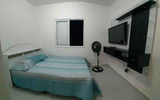 Apartamento novo , poucos metros da praia