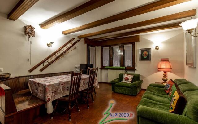 Enrico: large three room apartment. (022036-AT-907442)-369 ENRICO