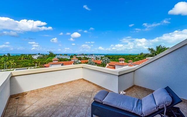 La Vista Azul Resort