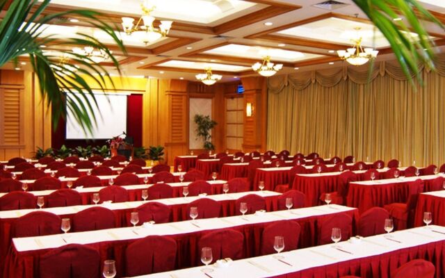 Gladden Hotel Shilong