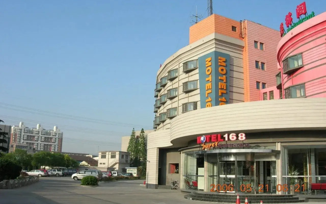 Motel 168 (Shanghai Jinshajiang Road Daduhe Road Metro Station)
