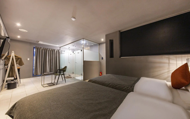 Chungju the October (Drive in Hotel)