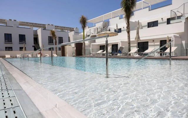 Esmeralda Cotillo Homes by LIVVO