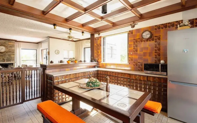 Malt Beachfront Villa Mola Kalyva